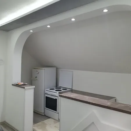 Апартаменты Stan Na Dan Radovic *